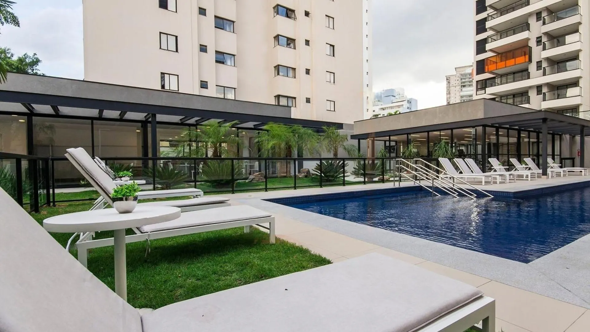 Studio Paulista Com Garagem - Consulado E Av Paulista Sao Paulo Brazil